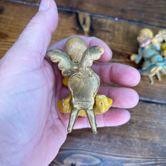 Vintage Angel Musician Figurines Sitting on Chairs Set Of 3 Made in Italy - Picture 8 of 13